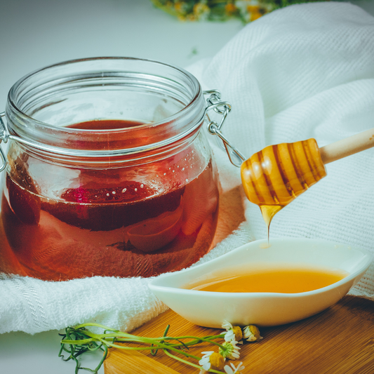 Oral Health and Manuka Honey: Nourishing Your Smile Naturally